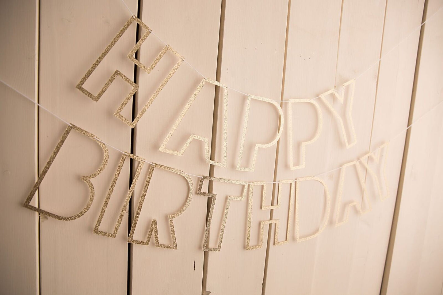 Happy Birthday Banner - glitterpaperscissors