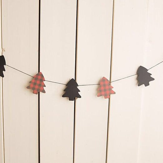 Buffalo Plaid Tree Garland - glitterpaperscissors