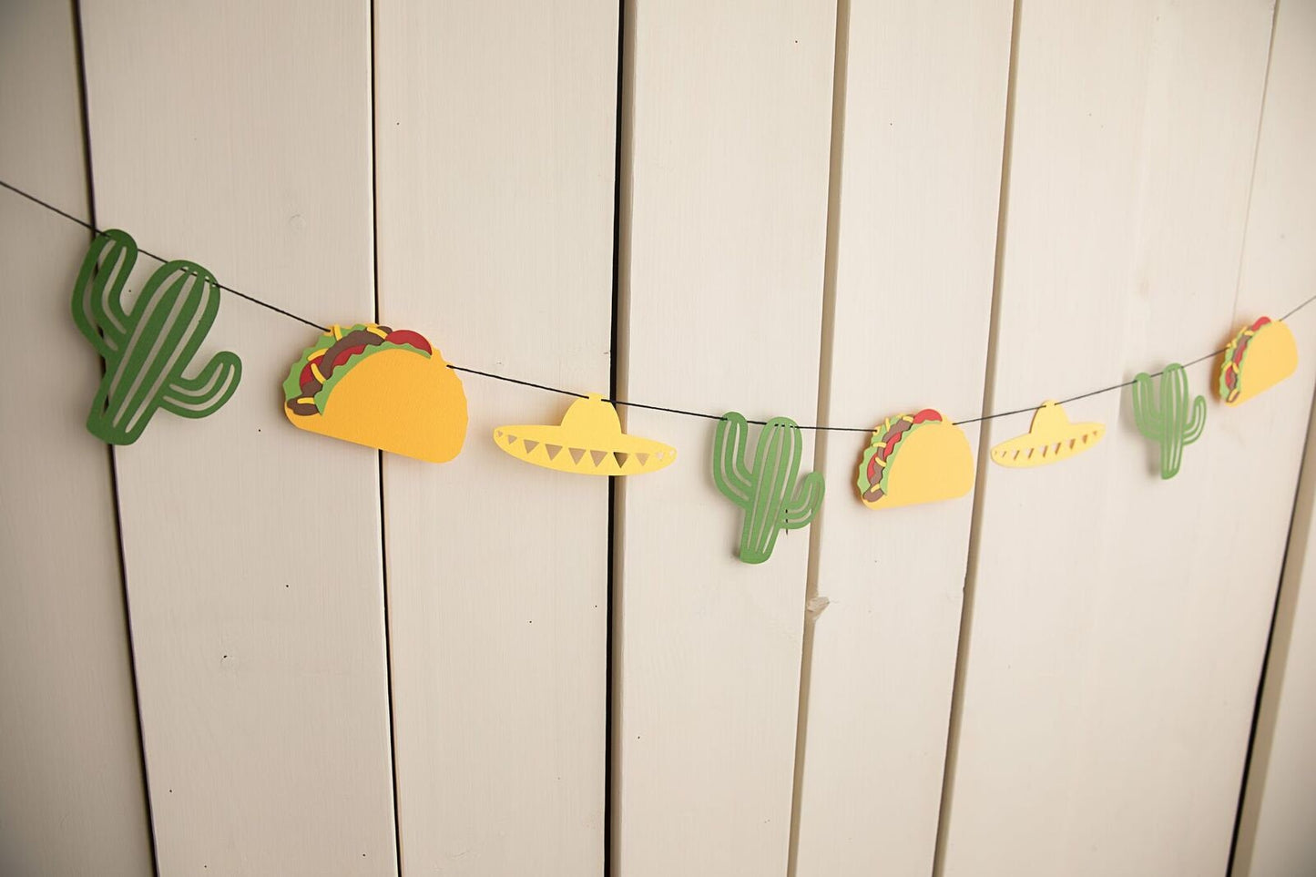Fiesta garland - glitterpaperscissors