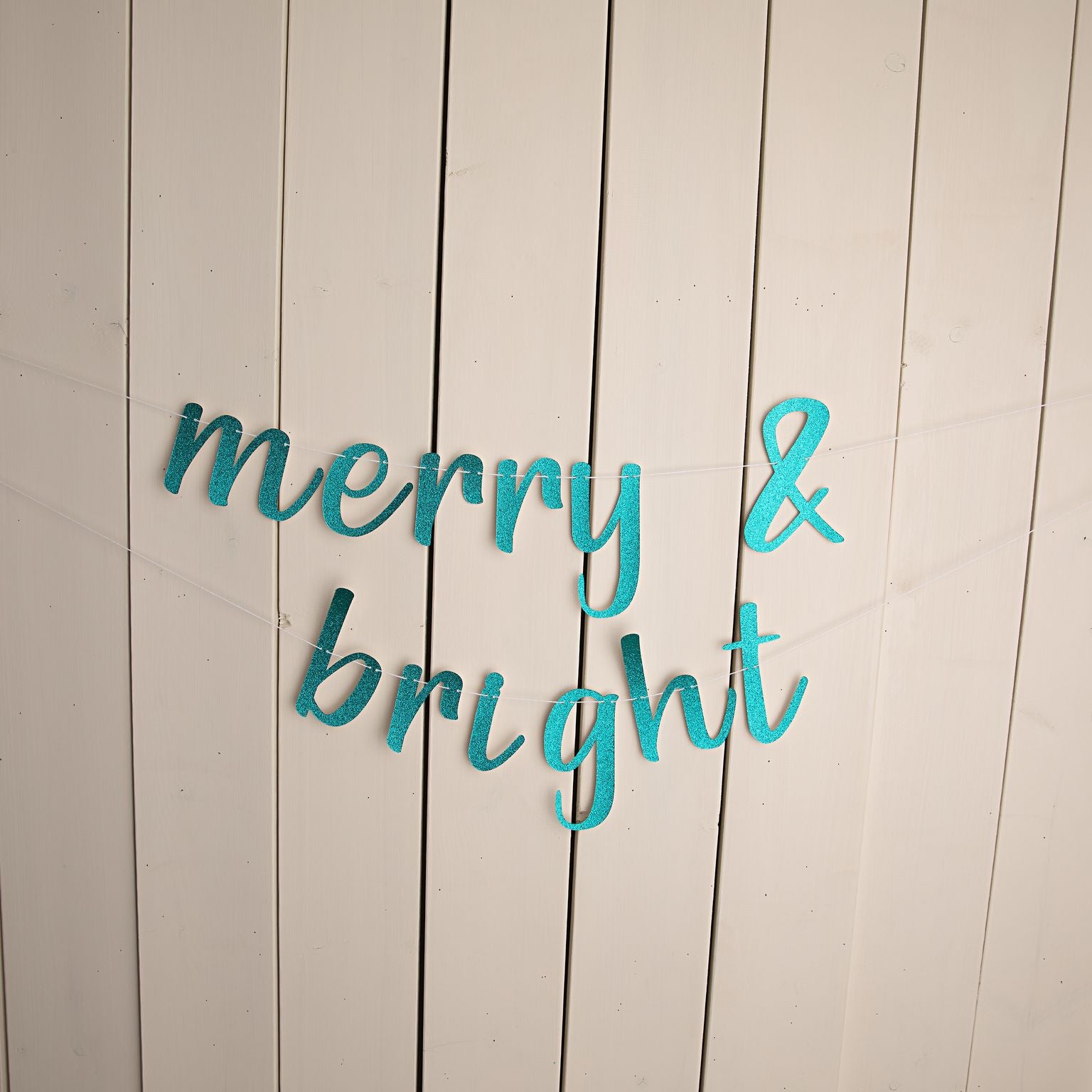 Merry & Bright Banner - glitterpaperscissors