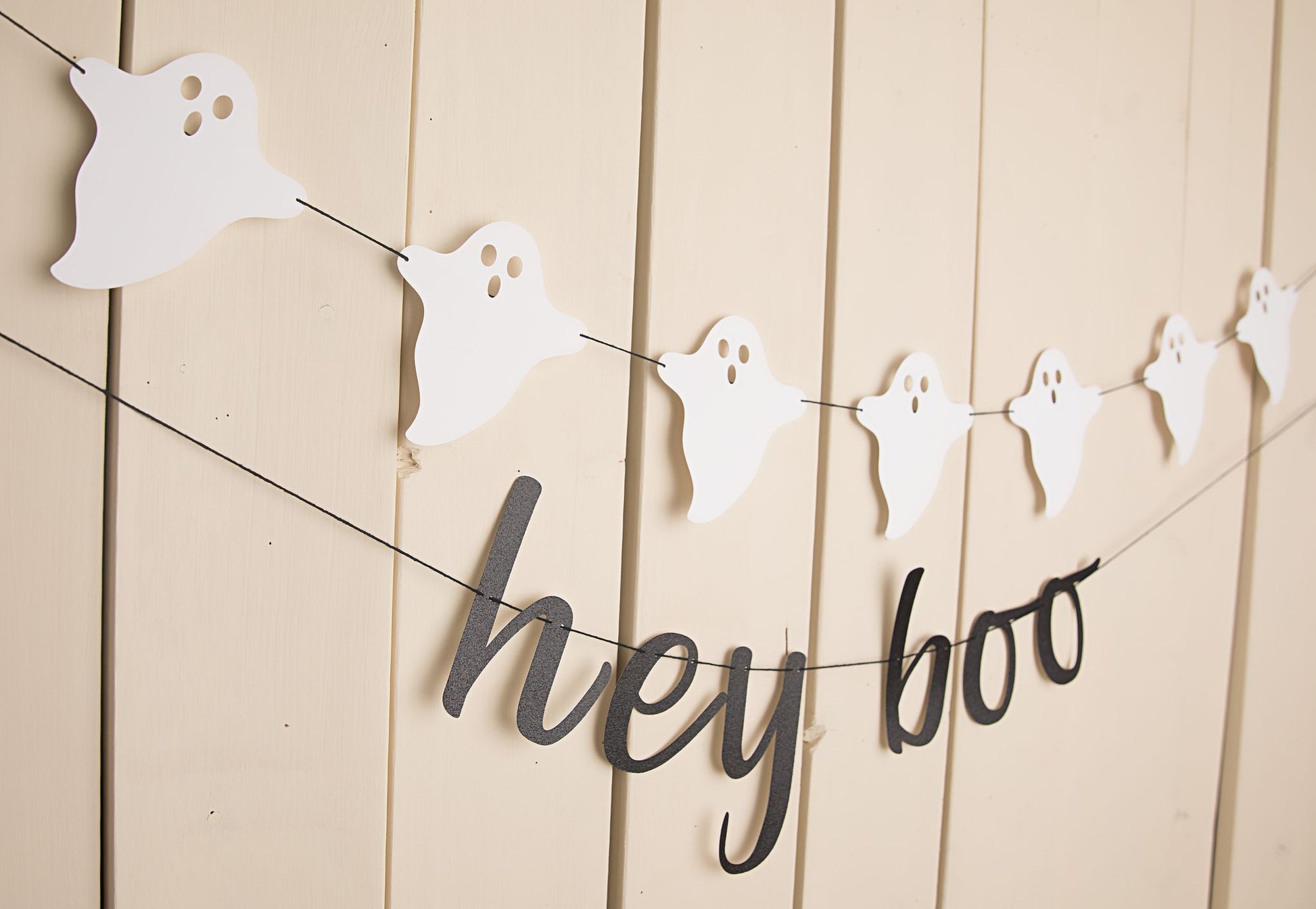 Hey Boo Banner - glitterpaperscissors