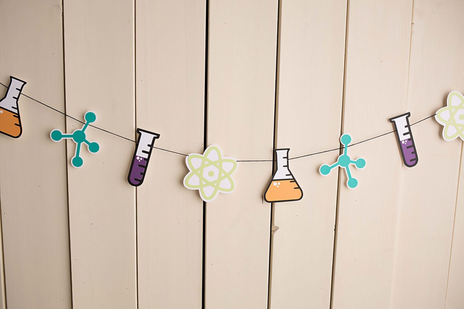 Mad Scientist Garland - glitterpaperscissors