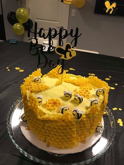 Happy Bee Day Cake Topper - glitterpaperscissors