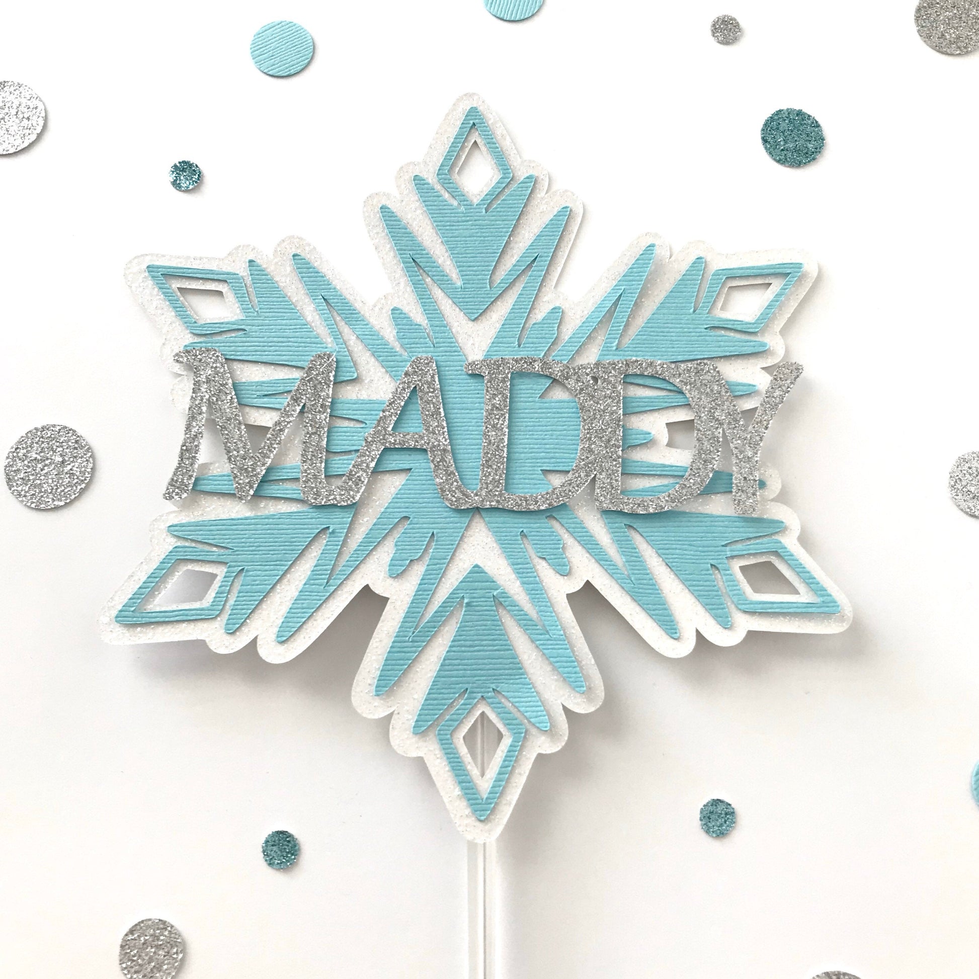 Snowflake Cake Topper - glitterpaperscissors